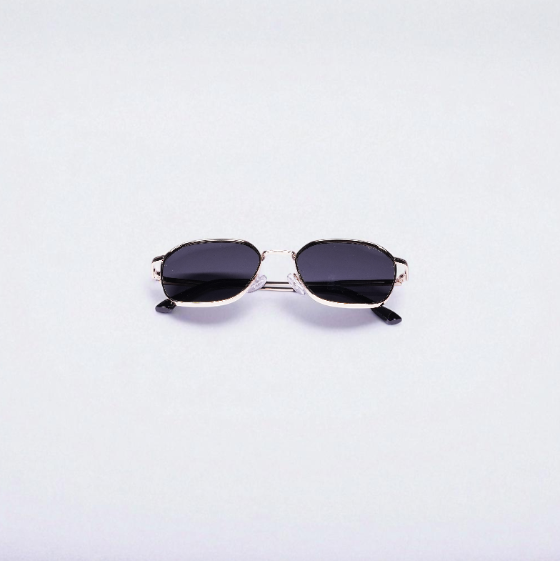Timeless Gold-Frame Geometric Sunglasses with Polarized Black Lenses
