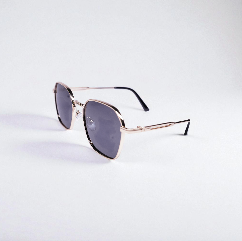 Timeless Gold-Frame Geometric Sunglasses with Polarized Black Lenses